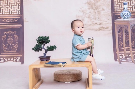 国内科学代生孩子眼角红血丝，原因与应对之道